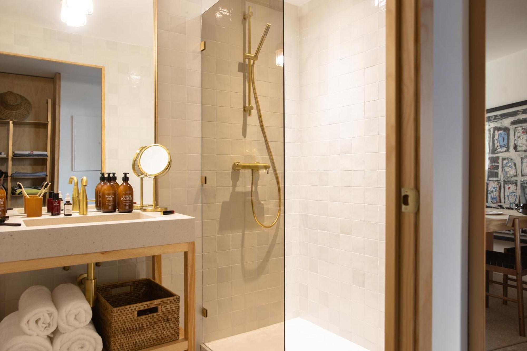 Mob Hotel Cannes Bagian luar foto