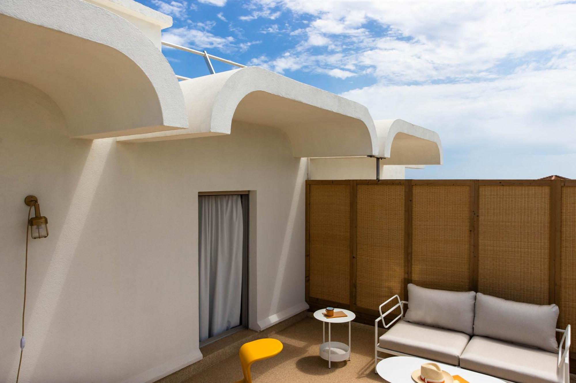 Mob Hotel Cannes Bagian luar foto