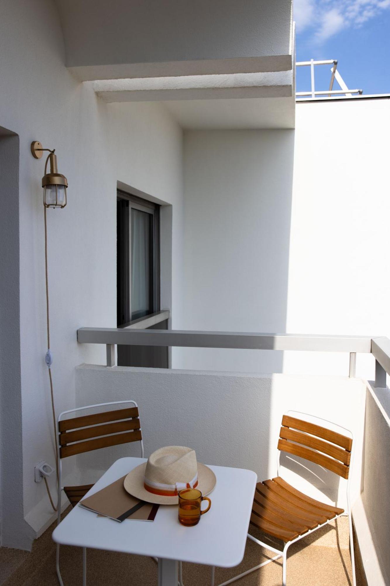 Mob Hotel Cannes Bagian luar foto